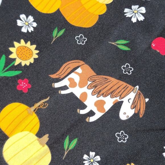 ZOE CHLOE / SCOOBY DOO WOMEN'S SIZE XL SET OF 2 SCRUBS SHIRTS - Picture 7 of 10